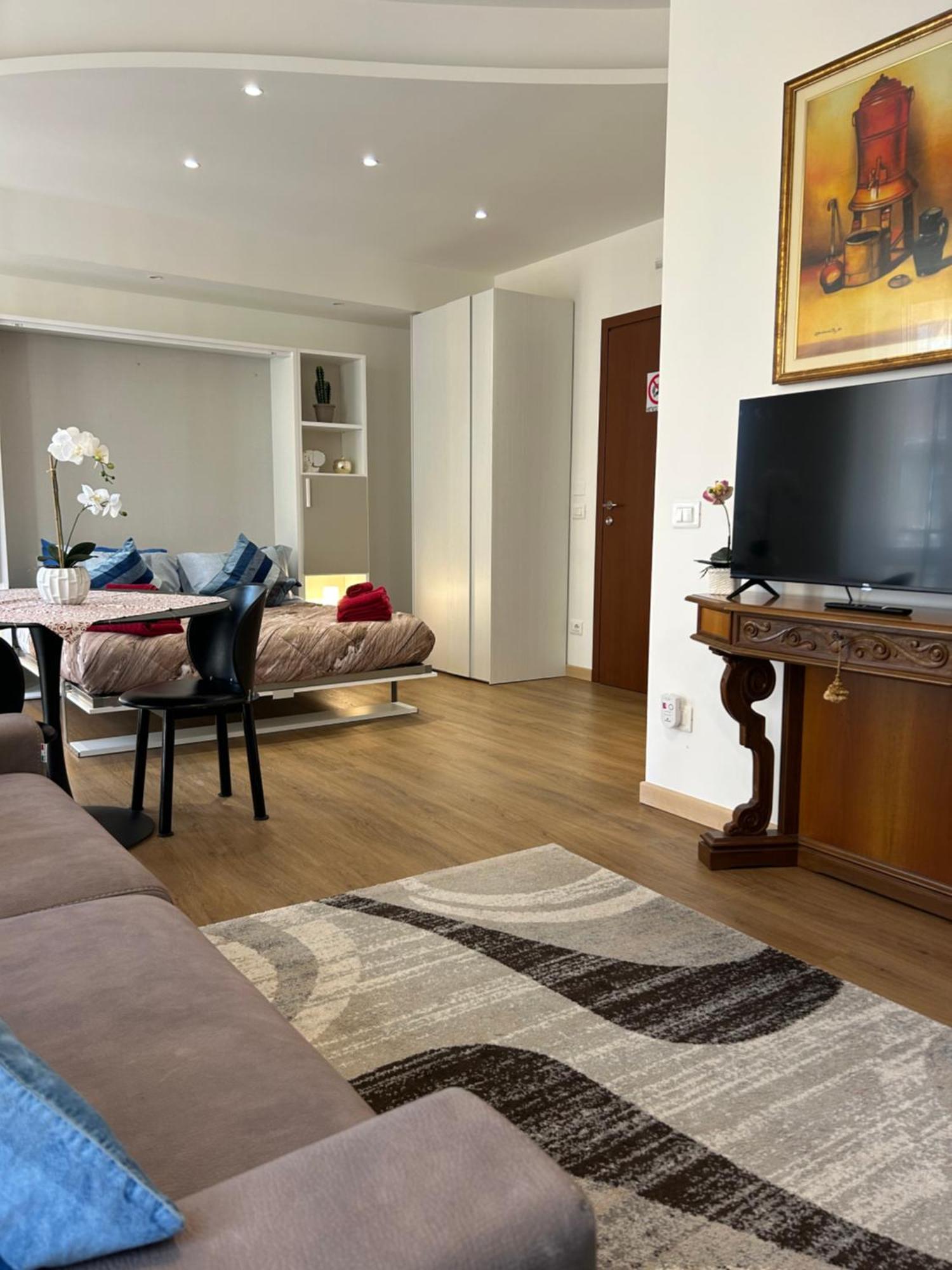 Valverde Apartment And Rooms Verona Dış mekan fotoğraf